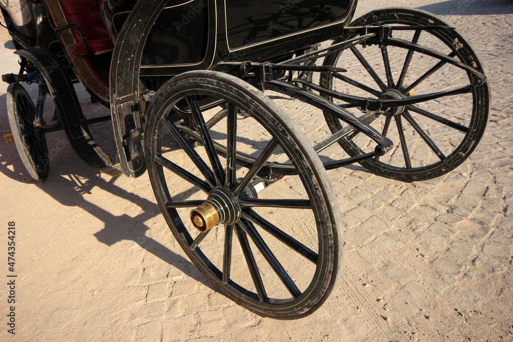 wheels of old transport phaeton