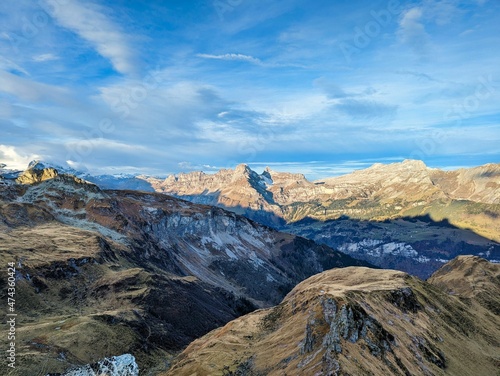 Fototapeta Naklejka Na Ścianę i Meble -  hiking in switzerland. Discover the world on foot.Wonderful mountain landscape in Glarus.Autumn landscape with mountains