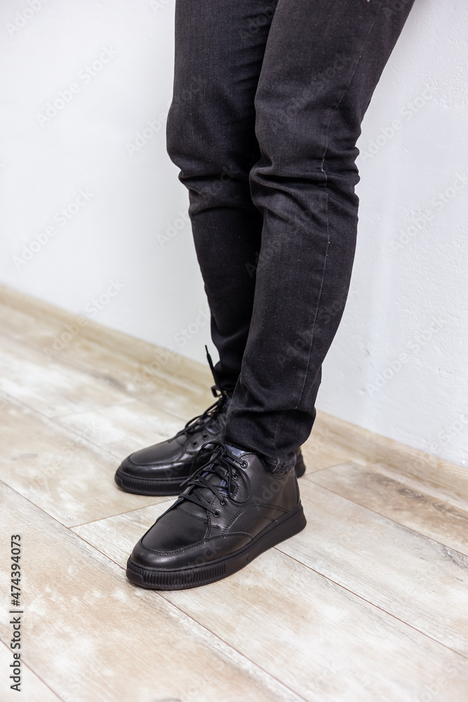 Men's black winter boots with genuine leather. Stylish men's shoes Men's black winter boots with genuine leather. Stylish men's shoes