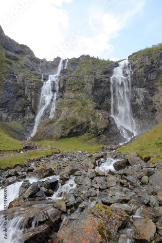 Norwegen - Huldafossen Wasserfall nahe Fresvik / Norway - Huldafossen waterfall near Fresvik /