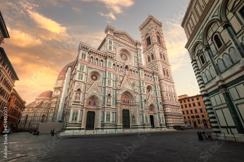 View of "Santa Maria del Fiore" cathedral in Firenze, Tuscany, Italy..