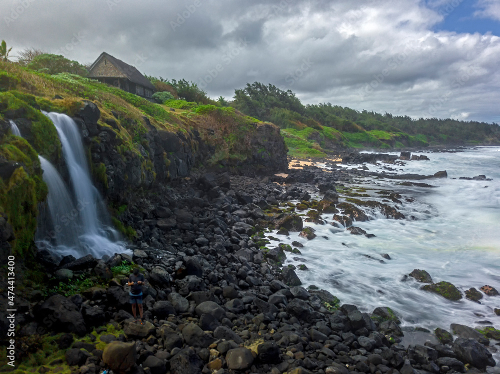 Obraz premium Aerial long exposure view of Senneville waterfall hidden on the south coast of Mauritius island