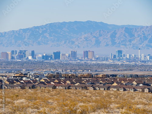 Sunny view of the cityscape saw from Petroglyph Canyon Trail © Kit Leong
