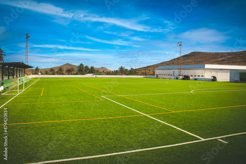 Boisko piłkarskie na wyspie Lanzarote - Wyspy Kanaryjskie - piłka nożna - szkoła sportowa dla dzieci