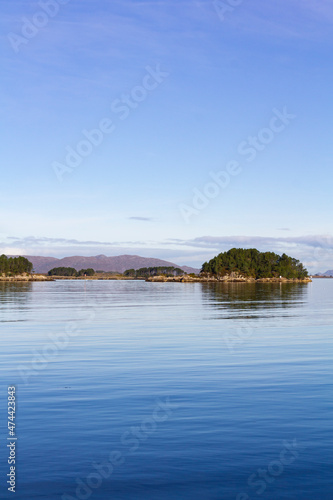Beautiful and calming norwegian landcape © raquel