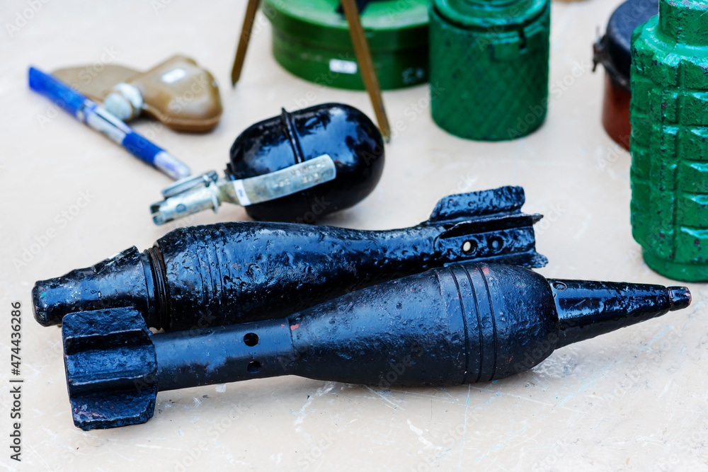 Foto de Ammunition. Grenade launchers and flame throwers. Mines