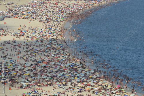 Fototapeta Naklejka Na Ścianę i Meble -  Busy Copacabana beach in Rio de Janeiro, Brazil.