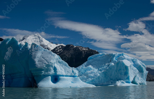 Icebergs everywhere.