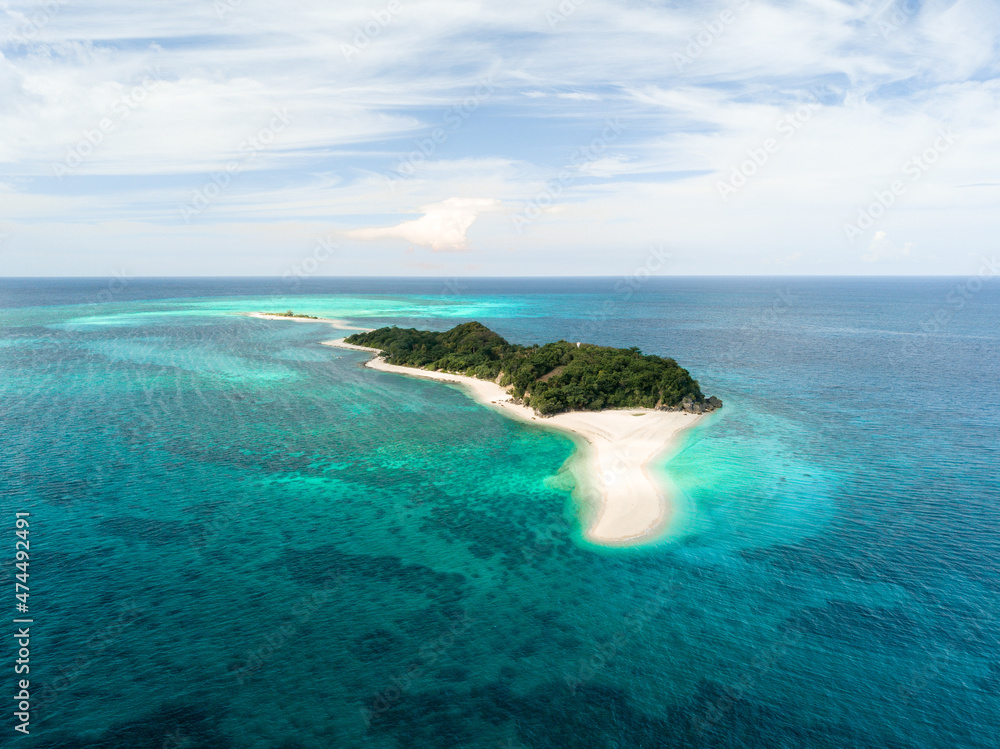 Fototapeta premium Buatiful and scenic beaches in Romblon philippines.