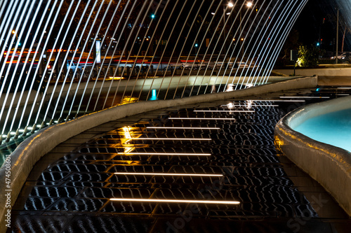 Atracción de agua en el Centro Comercial El Saler (Valencia-España) © @CMG_IG