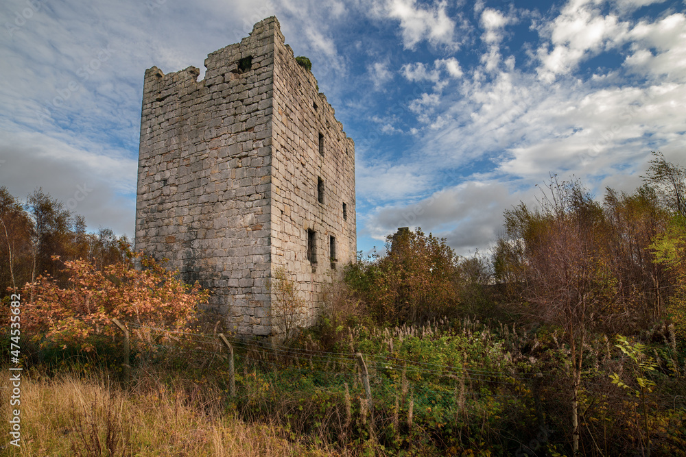 Almond Castle is a ruined L-plan castle from the 15th century. It is west of Linlithgow, and north of the Union Canal, in Falkirk, Scotland. It was known as Haining Castle until the 17th century. Almond Castle is a ruined L-plan castle from the 15th century. It is west of Linlithgow, and north of the Union Canal, in Falkirk, Scotland. It was known as Haining Castle until the 17th century.