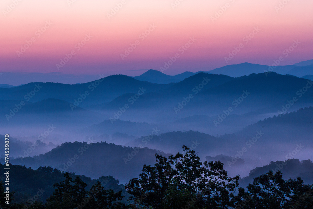 Great Smoky Mountains National Park sunrise - obrazy, fototapety, plakaty 