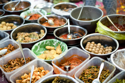 indonesian traditional buffet, nasi jamblang