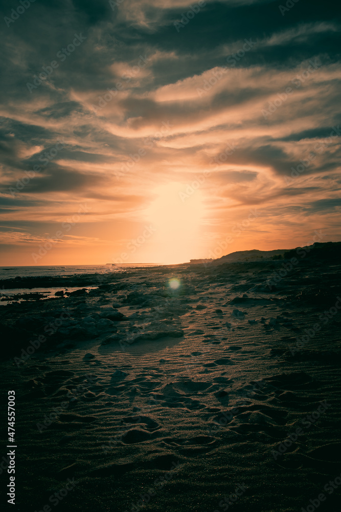 Obraz premium sunset over the sea