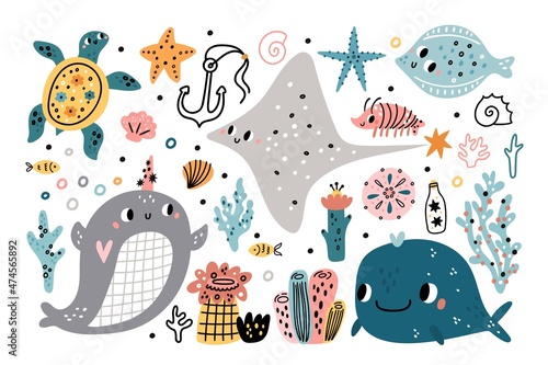 Cute seaweed and animals. Funny ocean inhabitant, underwater organisms life, kids marine flora and fauna, corals and sea sponges, childish marine collection, vector cartoon isolated set