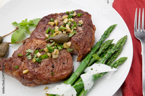 Grilled Steak with Asparagus