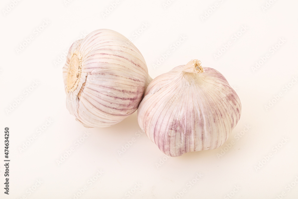 Obraz premium Fresh ripe and tasty garlic