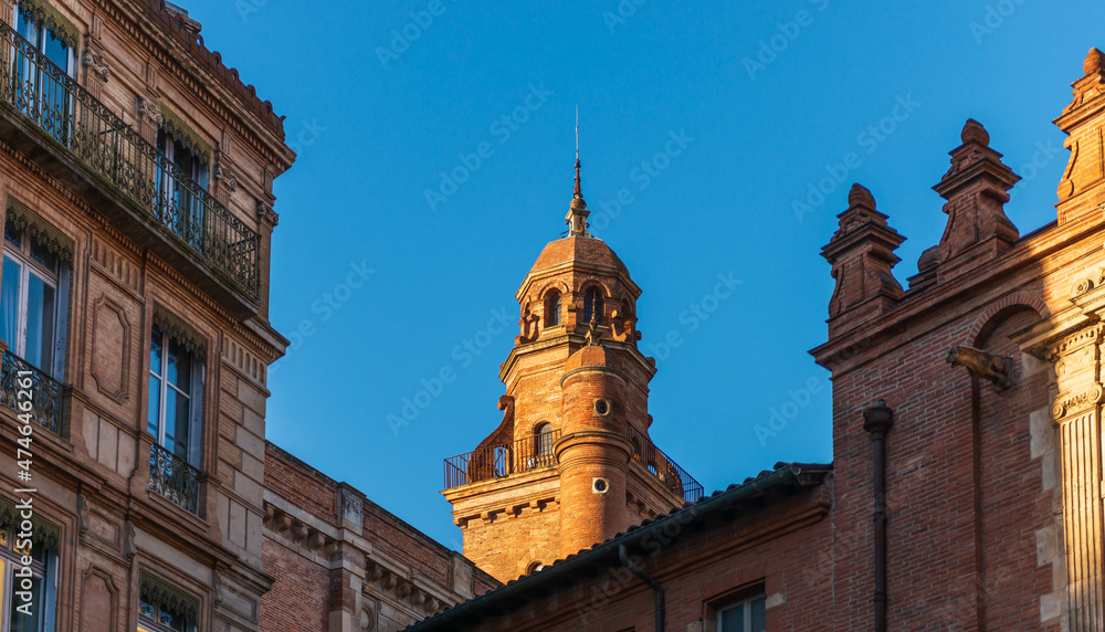 Fototapeta premium Tour of the beautiful classic private hotel in Toulouse, Occitanie, France