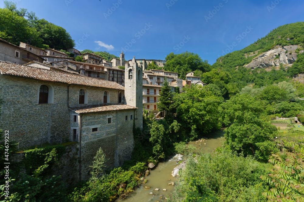 Old Salaria road near Ascoli Piceno, Marche, Italy: Quintodecimo