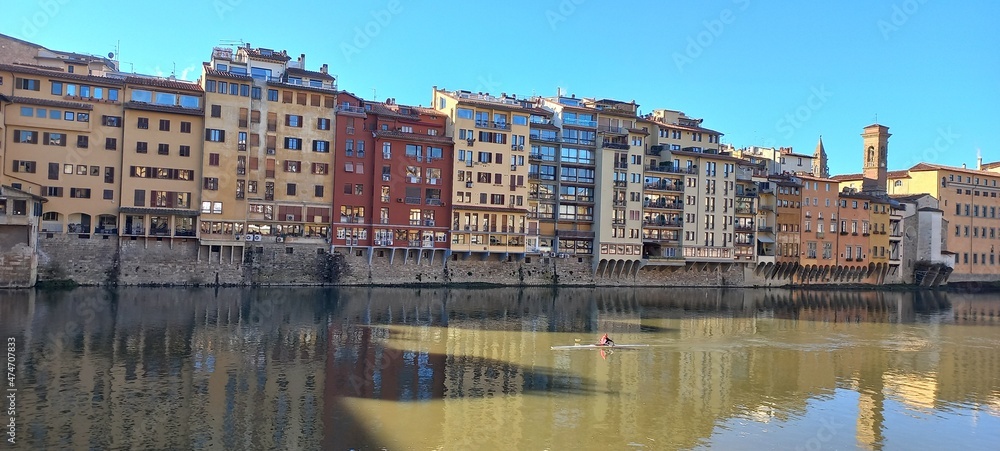 Naklejka premium arno river