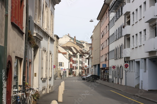 narrow street © luke