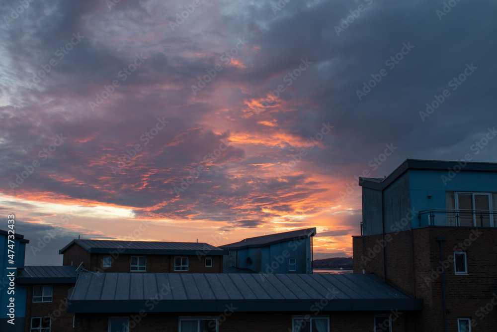 Fototapeta premium sunset over the city