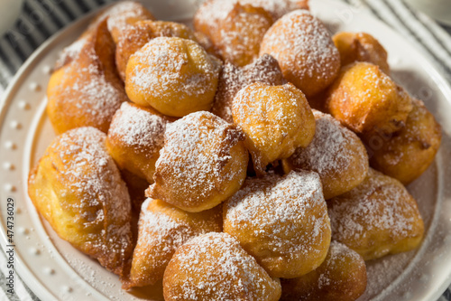 Bild auf Leinwand Homemade Italian Zeppole Donuts