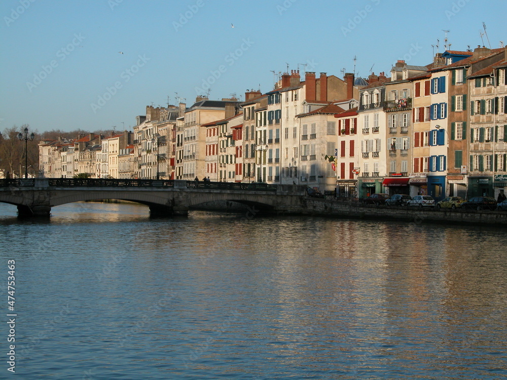 Bayonne, Adour