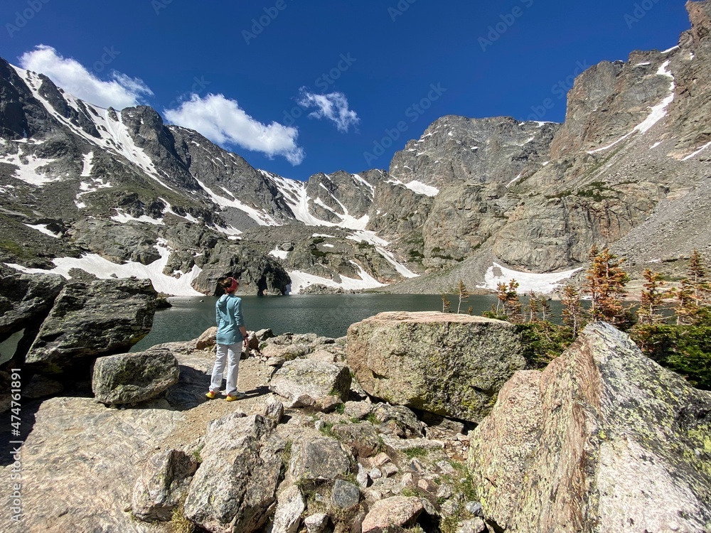 Women in the Mountains