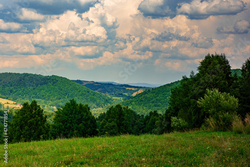 Fototapeta Naklejka Na Ścianę i Meble -  view from terka on the bieszczady mountains