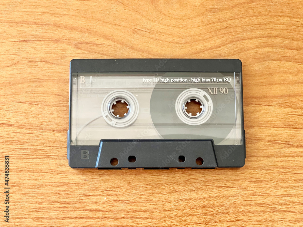 Obraz premium 古いカセットテープのB面_俯瞰