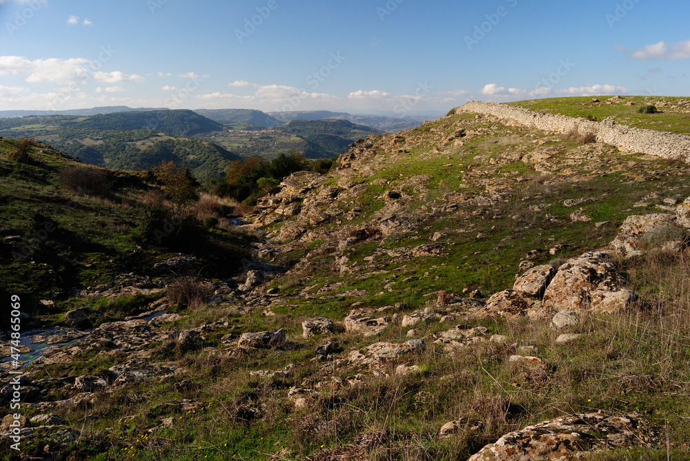 Piccoila valle che scende dal Monte Pelao