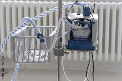 High-flow oxygen device in ICU in hospital.