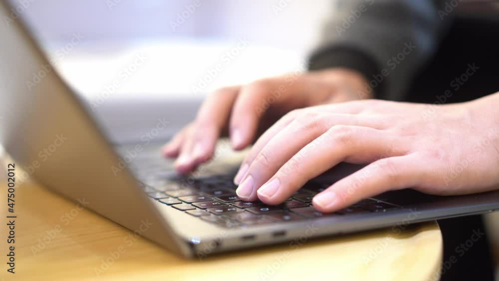 young businessman using laptop
young businessman using laptop