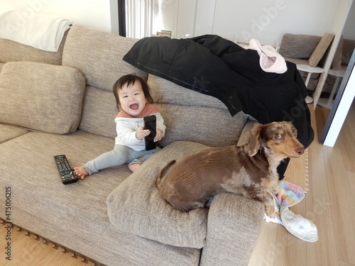 カニンヘンダックスと赤ちゃん