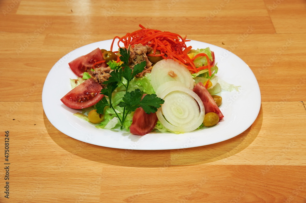 salad with chicken and vegetables salad with chicken and vegetables