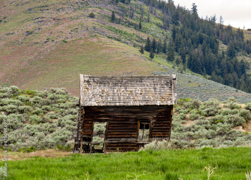 abandoned old house in mountains abandoned old house in mountains