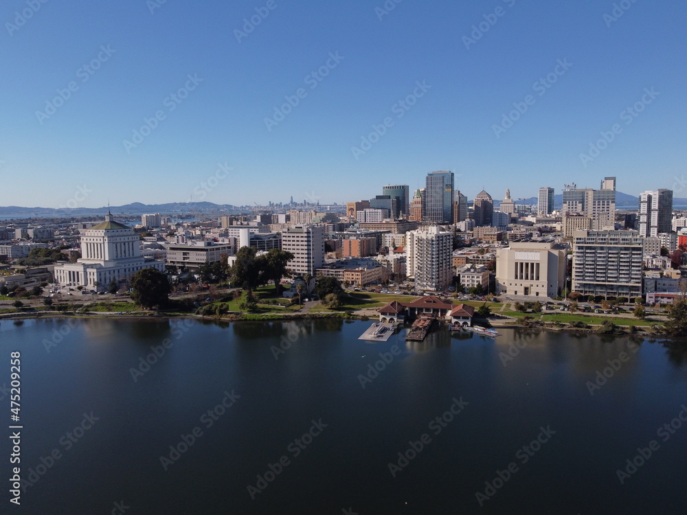 Oakland Skyline With Lake Merritt And Alameda Courthouse