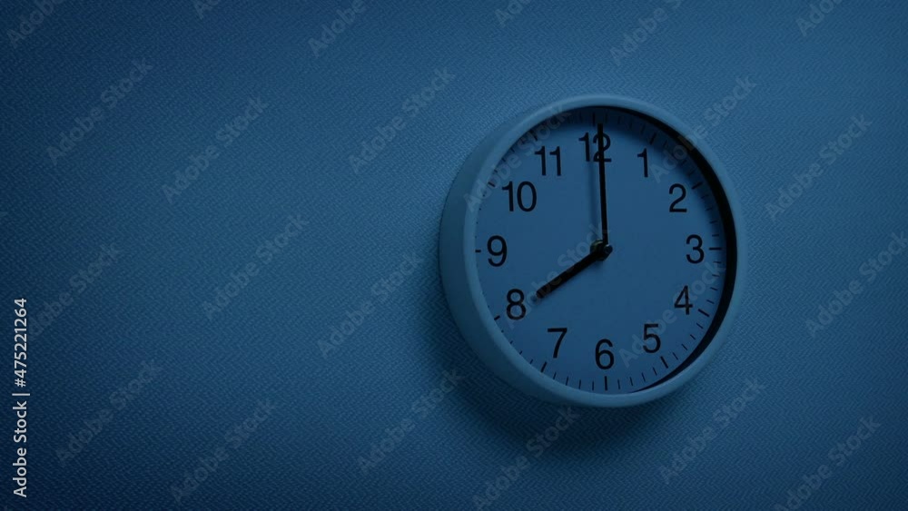 8 O'Clock - Wall Clock In The Dark 8 O'Clock - Wall Clock In The Dark