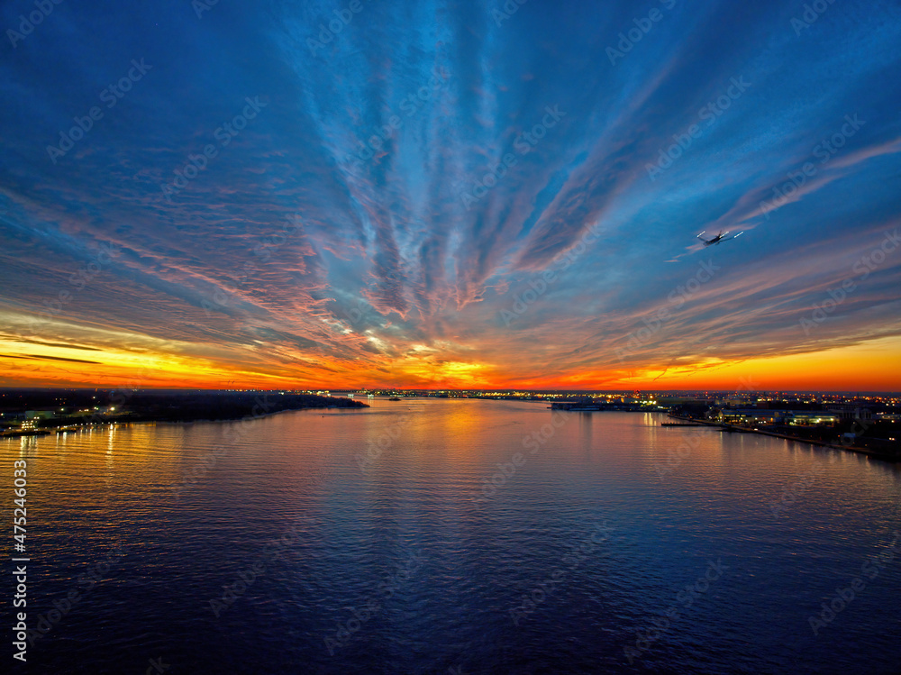 Naklejka premium Aerial View of a Dramatic Sunset Fire Sky
