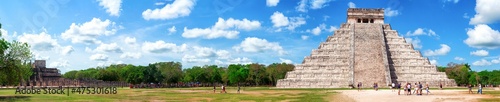 Piramids of Maya photo