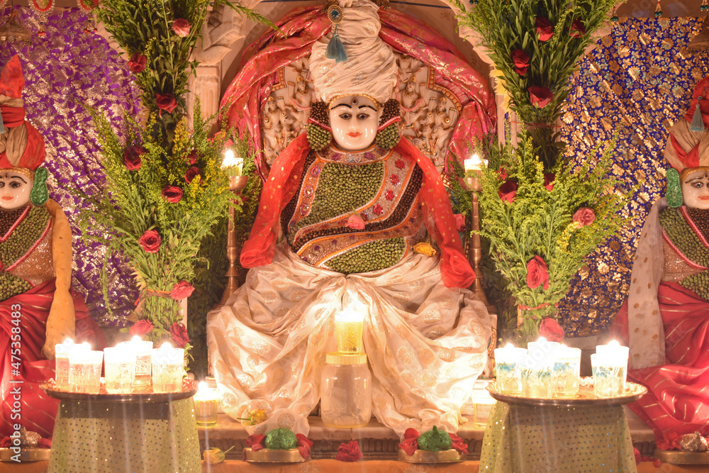 Picture of lord Mahavir swami idol also known as Vardhaman Mahavir