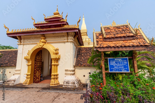 Fotografija Pha That Luang (Great Stupa in Lao) is a Buddhist stupa, Vientiane, Capital of L