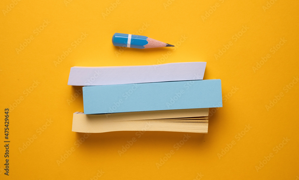Fototapeta premium Empty space note papers for copy space