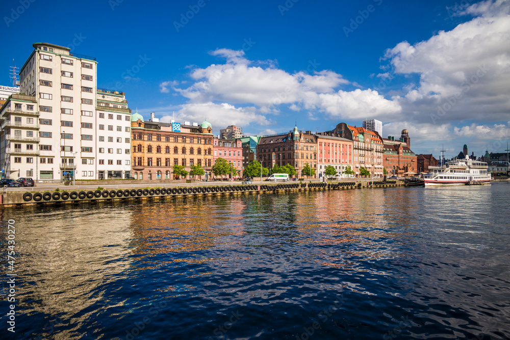Fototapeta premium Sweden, Scania, Malmo, Inre Hamnen inner harbor