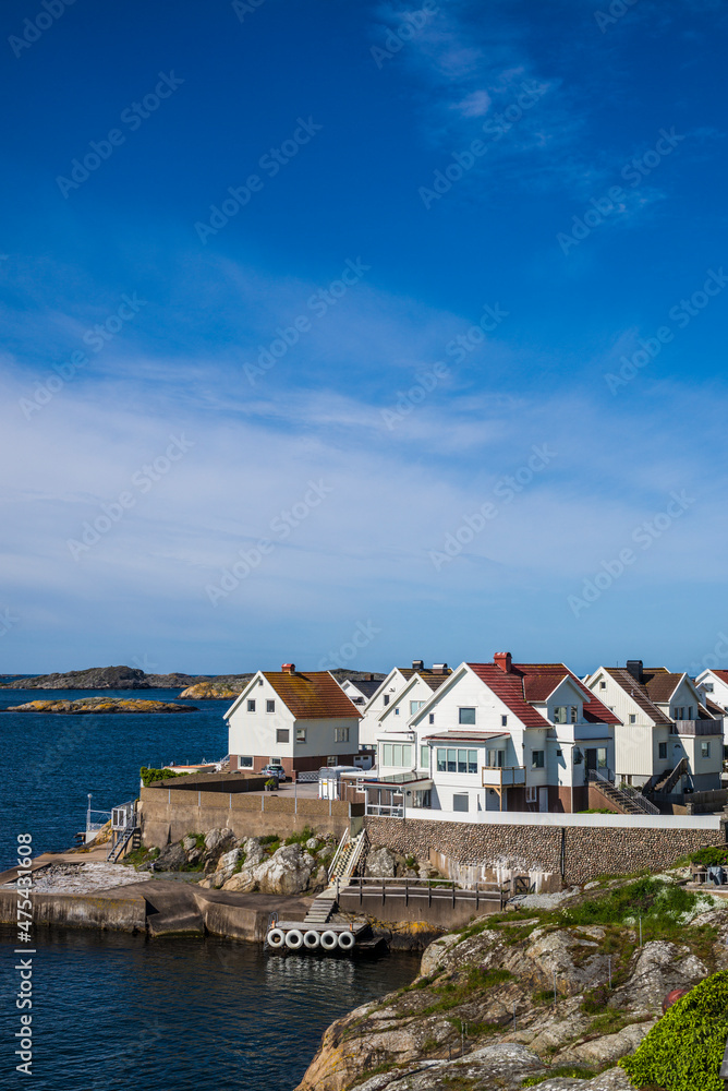 Fototapeta premium Sweden, Bohuslan, Tjorn Island, Ronnang, village and harbor