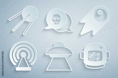 Set UFO flying spaceship, Comet falling down fast, Radar, Astronaut helmet, Alien and Satellite icon. Vector