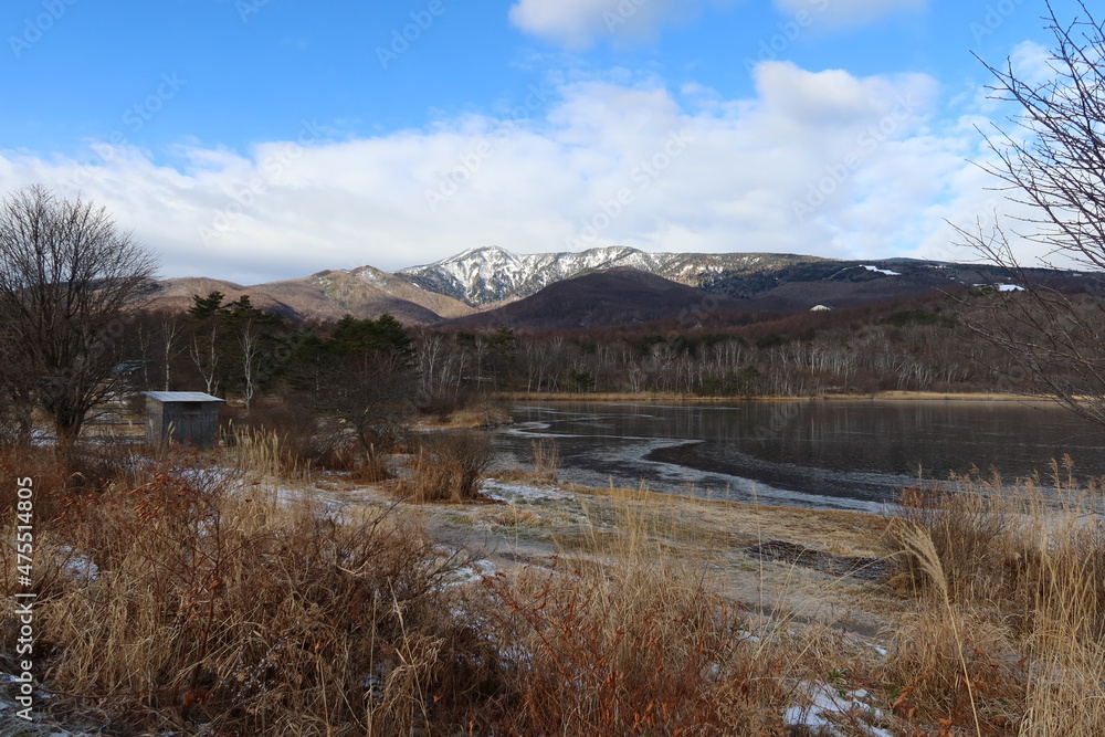 Baragi-ko Lake and Azumaya-san Mountain at Tsumagoi-mura Village in Gunma Prefecture in Japan　日本の群馬県嬬恋村にあるバラギ湖と四阿山