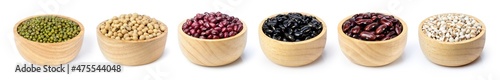 Foto Collection of legumes ; green mung bean, soybean, red adzuki bean in wooden bowl isolated on white background