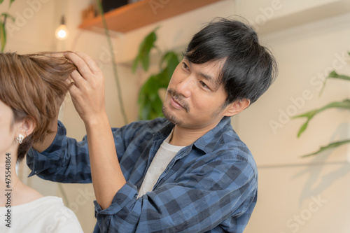 美容師男性